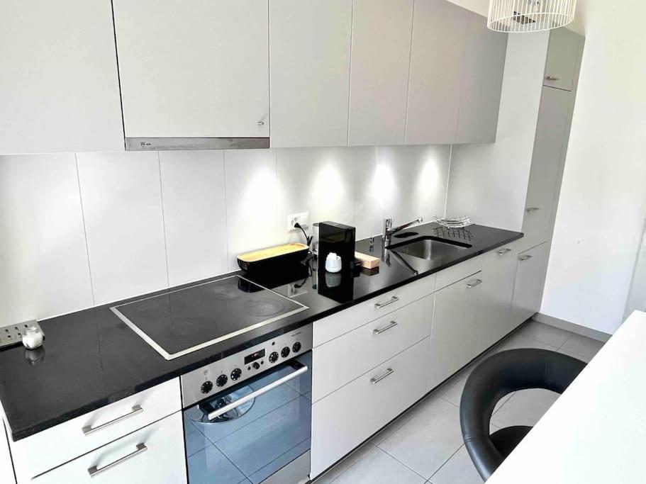 Ch Apartment Lausanne Gare Экстерьер фото